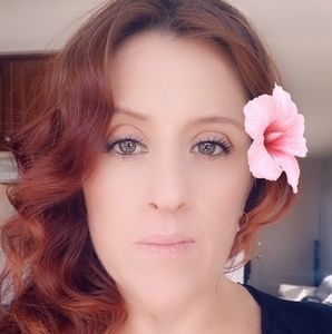 Meet your Posher, Elida